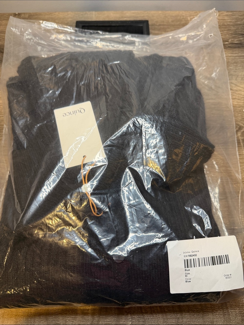 Quince 100% Yak Wool Ribbed Button-Front Long Sleeve Black Dress - Picture 5 of 5